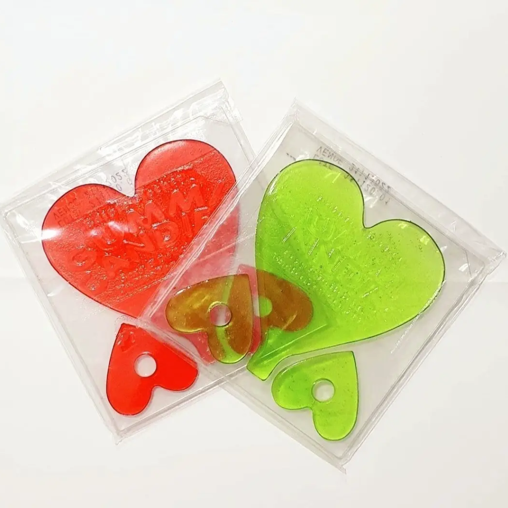 Ropa Interior de Goma Comestible con Pezoneras Saborizada Talla Única - Imagen 2